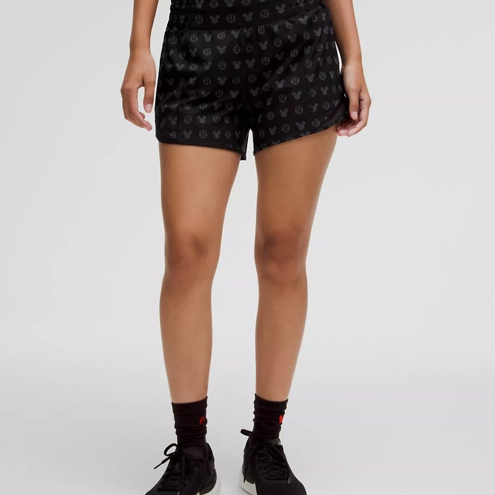 Disney x lululemon Hotty Hot High-Rise Short 4" Disney Classic Black NWT